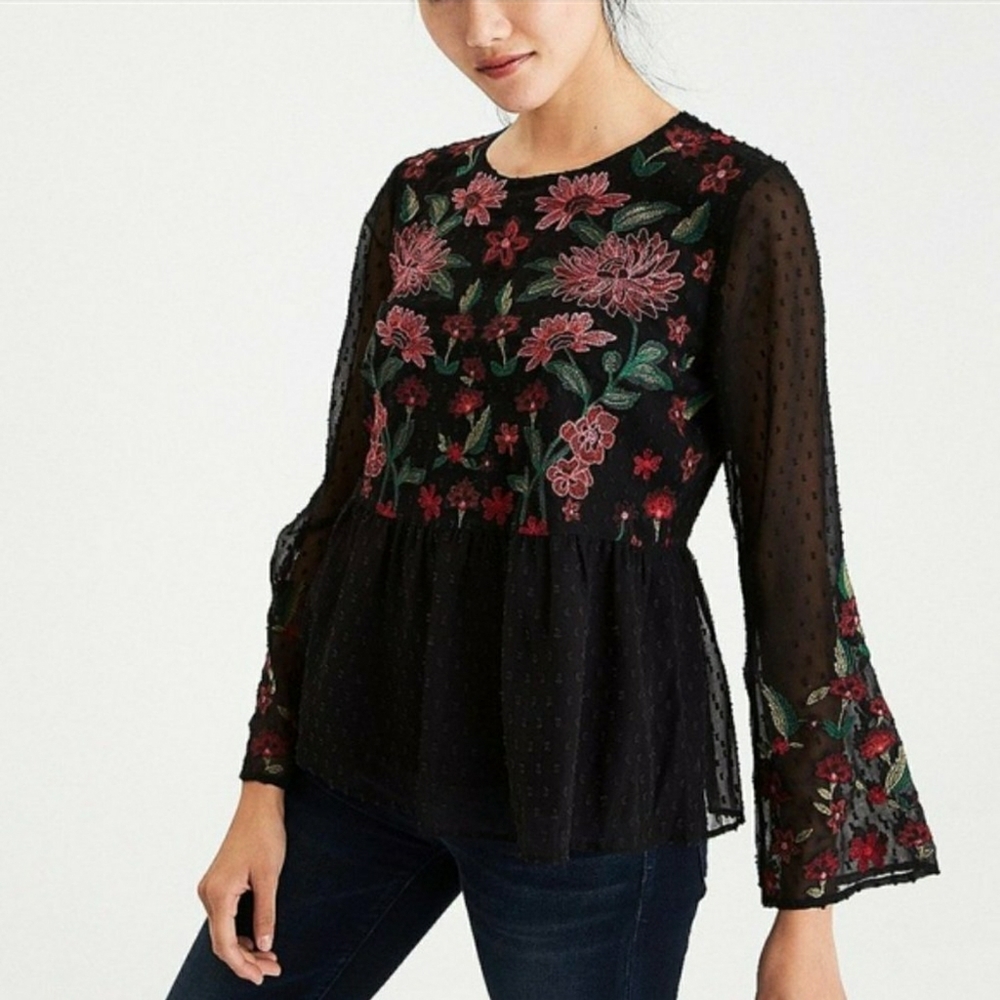 American Eagle Black Floral Embroided Swiss Dot Peplum Blouse Top Sizs Small